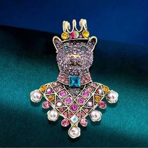 King Bear With Crown, Colorful Rhinestones, Faux Grey Pearls, Brooch, Lapel Pin